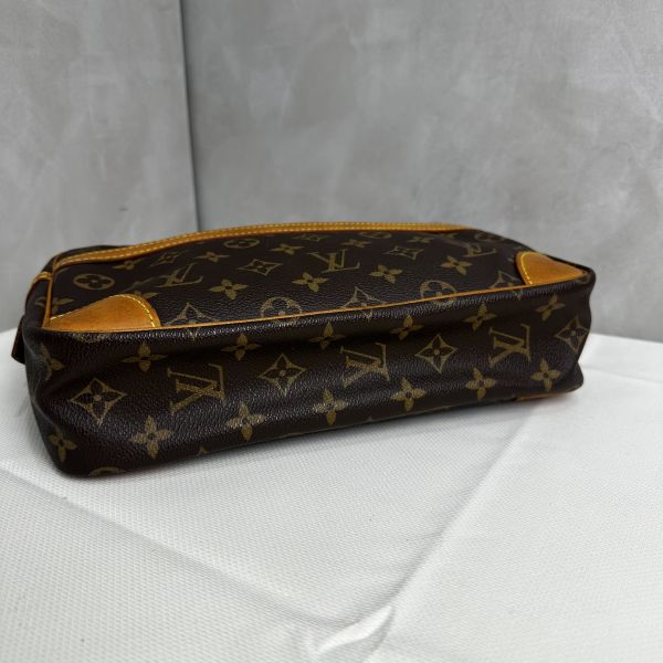 Louis Vuitton 復古手拿包 