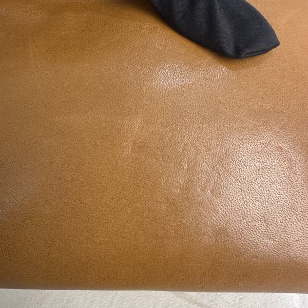 LOEWE 焦糖色手提方形便當包 