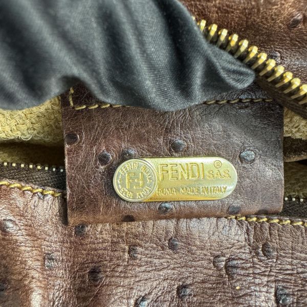 Fendi 復古鴕鳥皮編織斜背包 