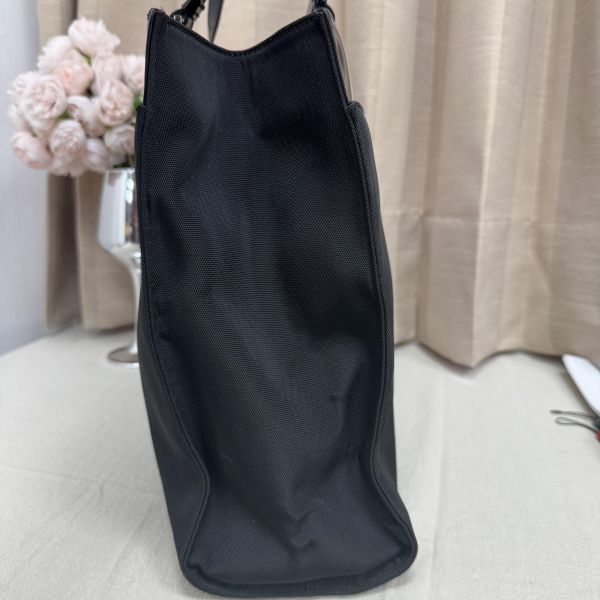 Gucci 黑色托特包 