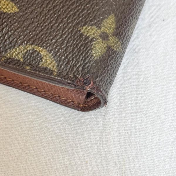 Louis Vuitton 滿版老花中夾 