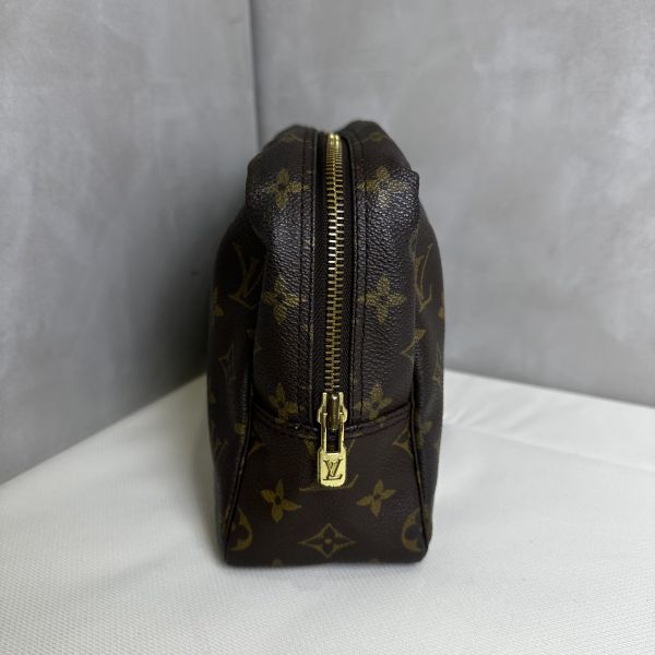 Louis Vuitton 經典化妝包 