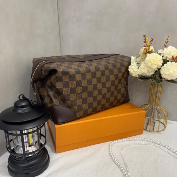 Louis Vuitton 棋盤格拉鏈手拿包 