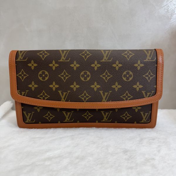 Louis Vuitton 老花紅皮手拿包 