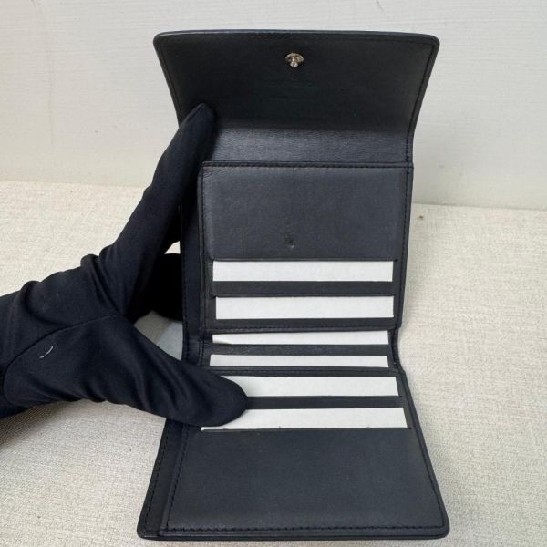 Louis Vuitton 漆皮黑灰壓紋短夾 
