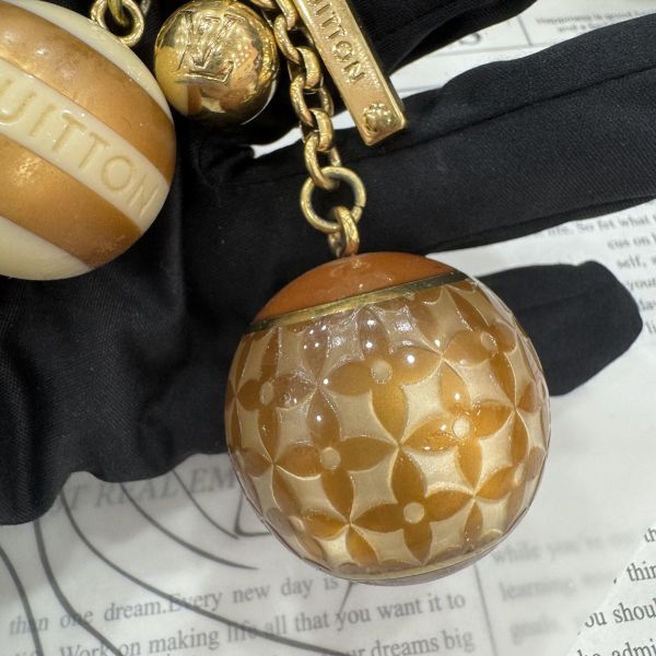 Louis Vuitton 球形掛飾 