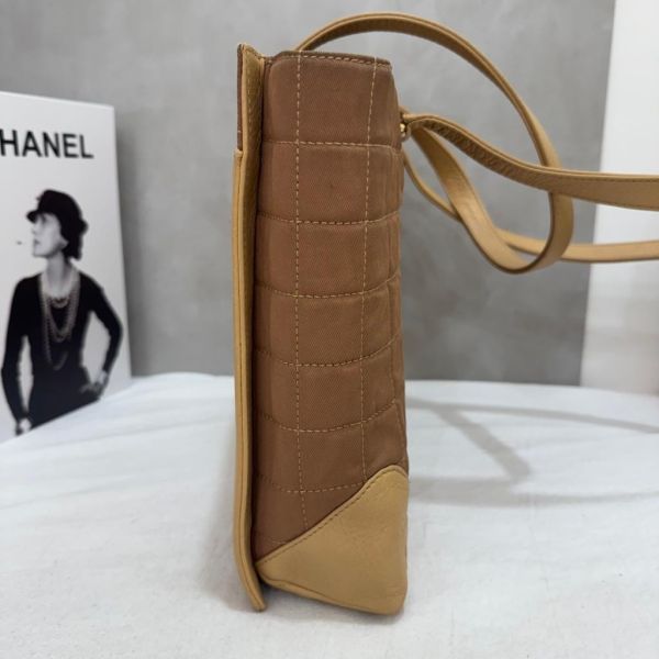 Chanel 冰格拼皮托特包 