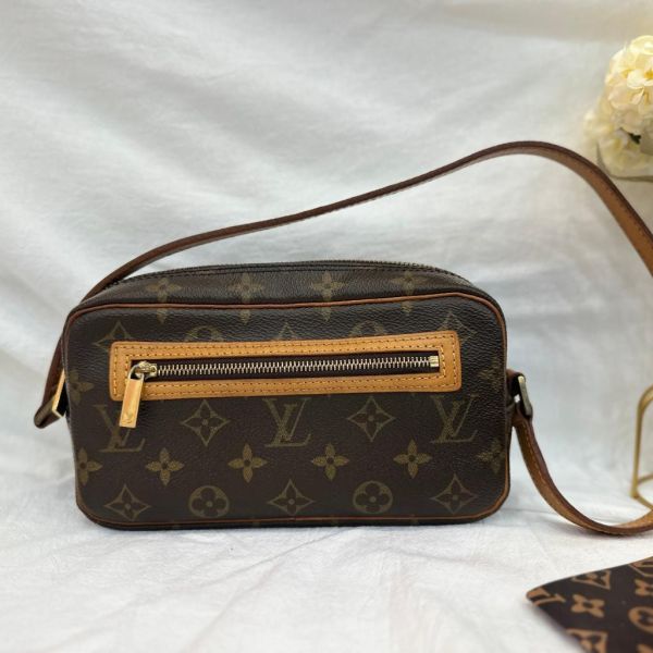 Louis Vuitton 小號開口笑腋下包 