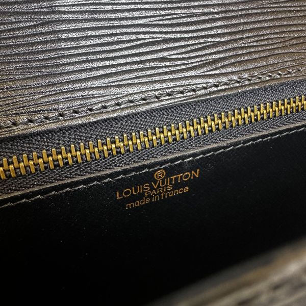 Louis Vuitton Epi手拿包 