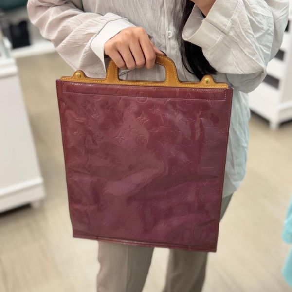 Louis Vuitton 漆皮琴譜手袋 