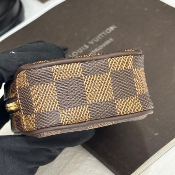 LV 小棋盤格相機包 