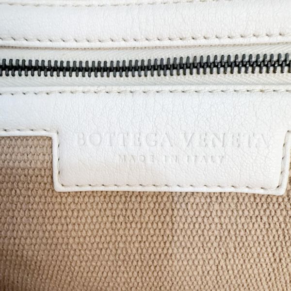 Bottega Veneta白色鹿皮皮革托特包 