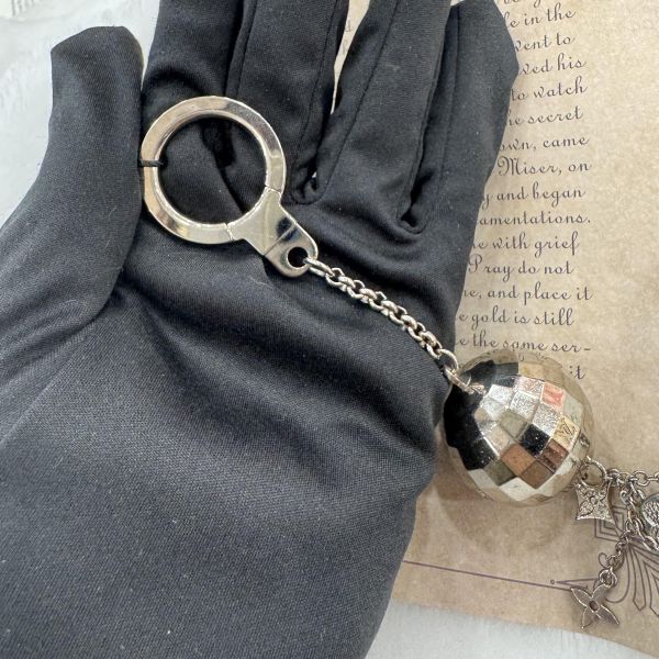 Louis Vuitton 鏡面迪斯科球掛件 