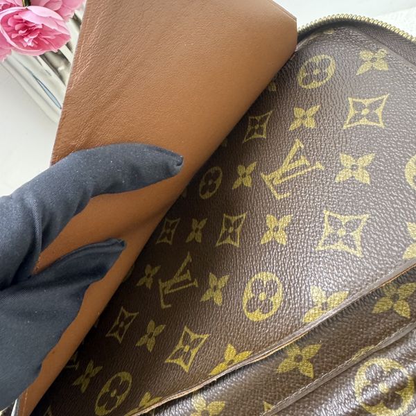 Louis Vuitton 老花多功能手拿包 