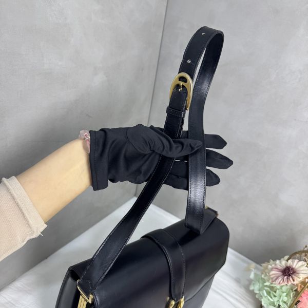 CELINE 馬車扣 Box手袋 