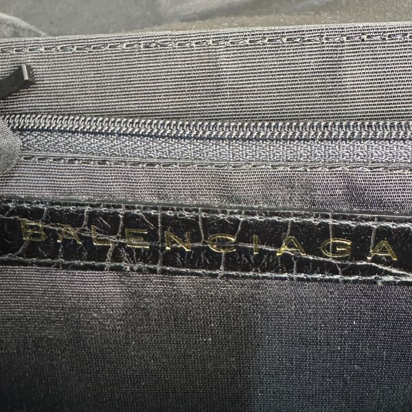 Balenciaga 經典鱷魚紋系列手提包 