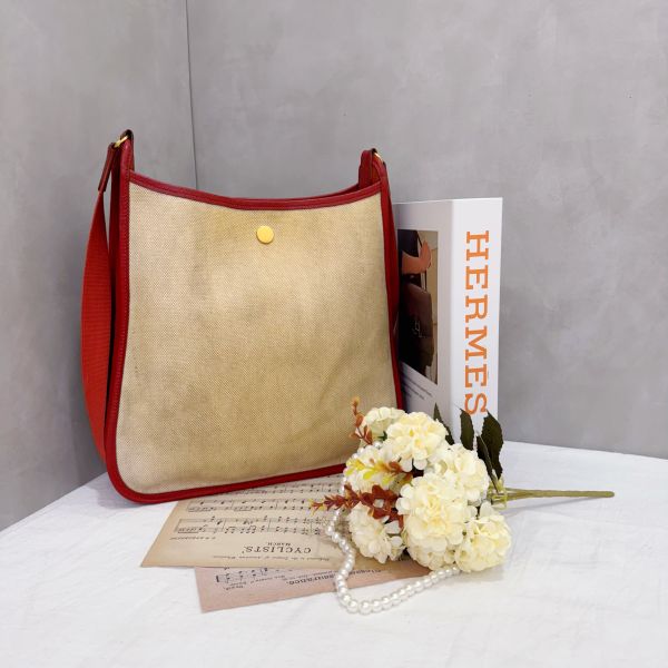 Hermès Vespa 紅色帆布拼接包 
