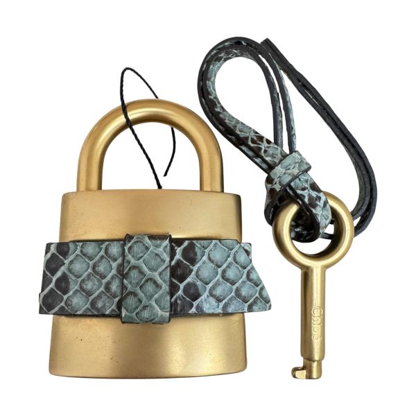 Chloe'  鎖頭擺件 