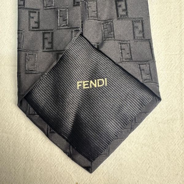 FENDI 黑色老花領帶（中古） 