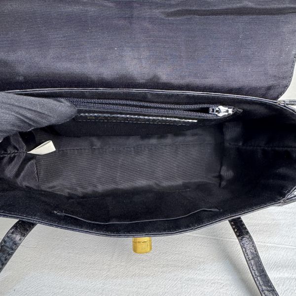 Balenciaga 經典鱷魚紋系列手提包 