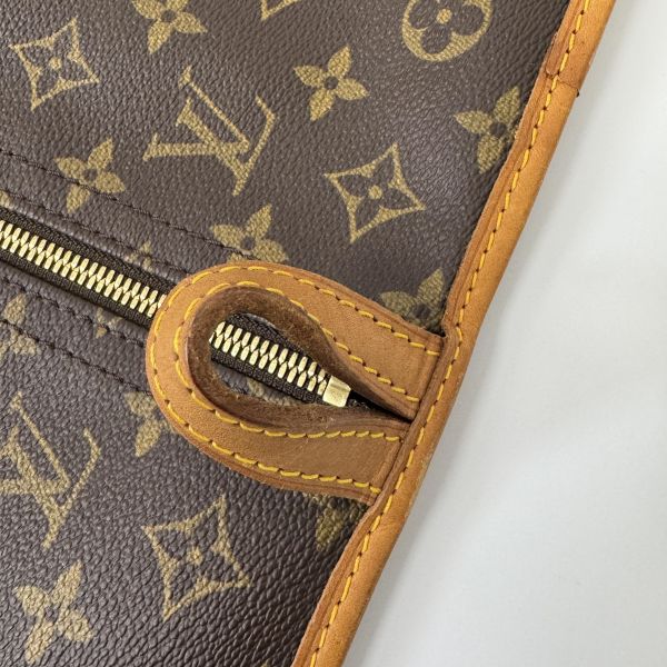 Louis Vuitton  Monogram 帆布西裝套 