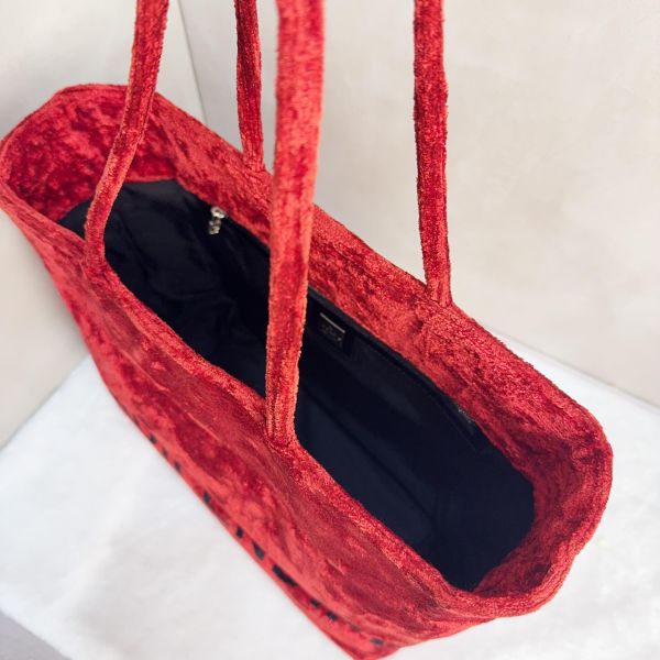 Fendi 復古紅絨面字母托特包 