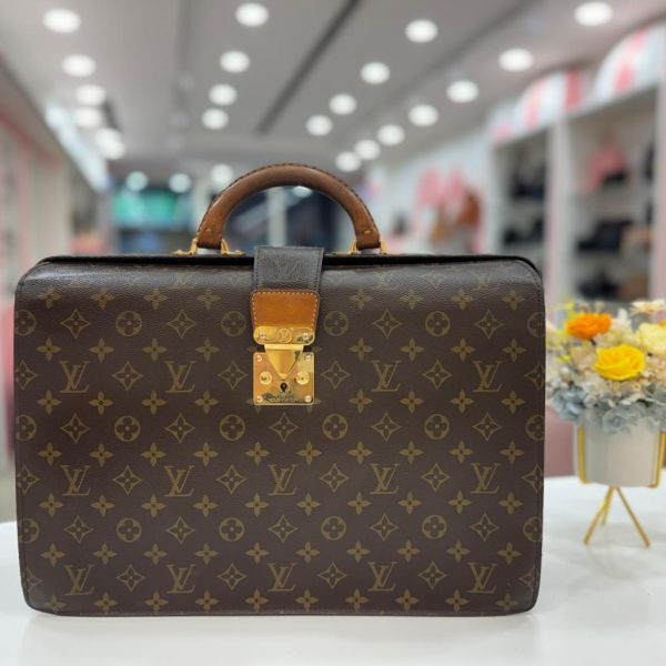 Louis Vuitton 絕版硬殼醫生包 