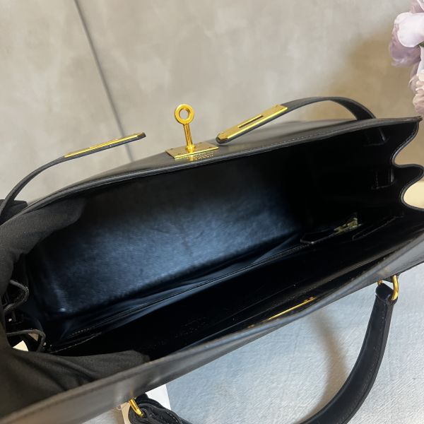 Hermès Kelly 32 黑色金扣 