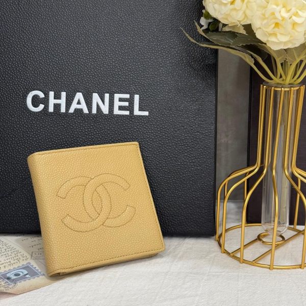 Chanel 奶茶色短夾 