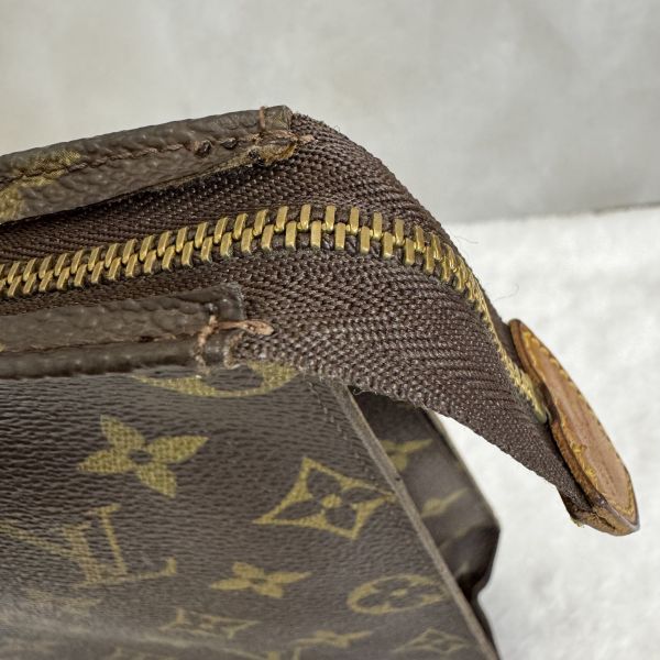 LV 老花洗漱大號手拿包 