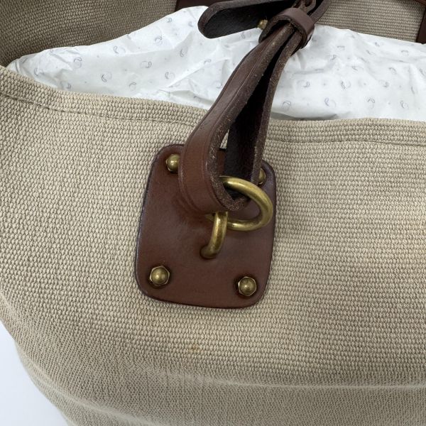 BOTTEGA VENETA 帆布金釦手腕袋卡其 