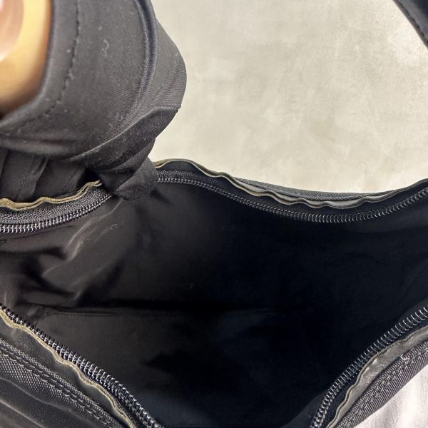Gucci 黑色尼龍單肩包 