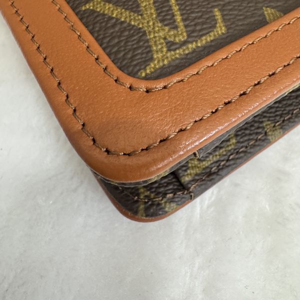 Louis Vuitton 老花紅皮手拿包 