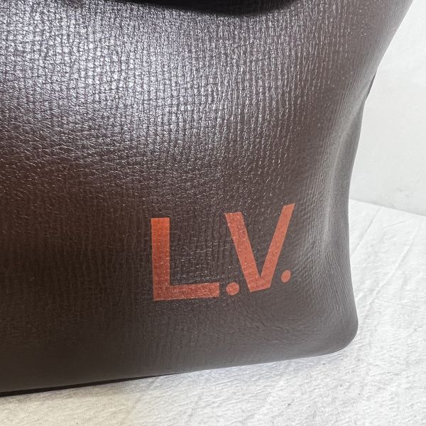 Louis Vuitton 小牛皮經典旅行包 