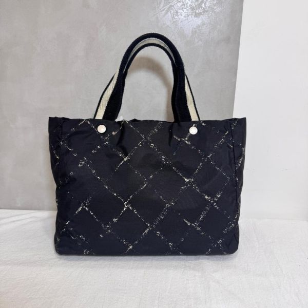 CHANEL 格菱帆布包 
