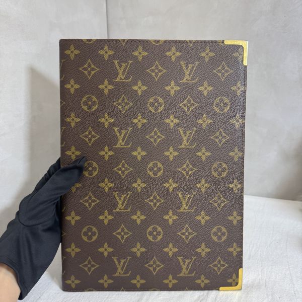 Louis Vuitton 老花文件夾 