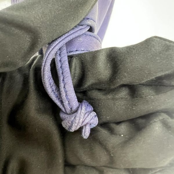 LOEWE 經典 Nappa 束口福袋包 