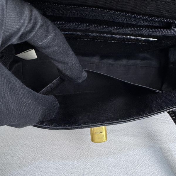 Balenciaga 經典鱷魚紋系列手提包 