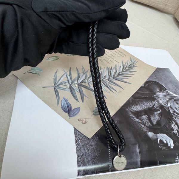 Bottega Veneta 黑色編織掛繩 