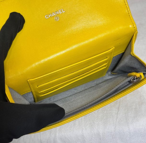 Chanel 小鵝黃中夾 