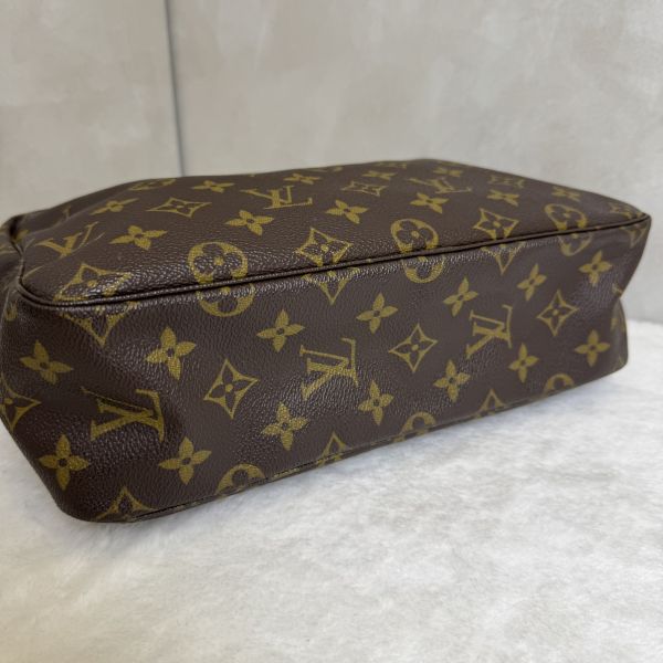 Louis Vuitton 28 化妝包 
