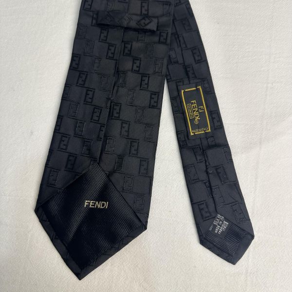 FENDI 黑色老花領帶（中古） 