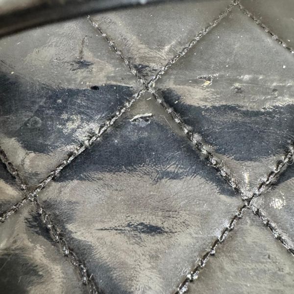 Chanel 黑色漆皮 大號手提化妝包 
