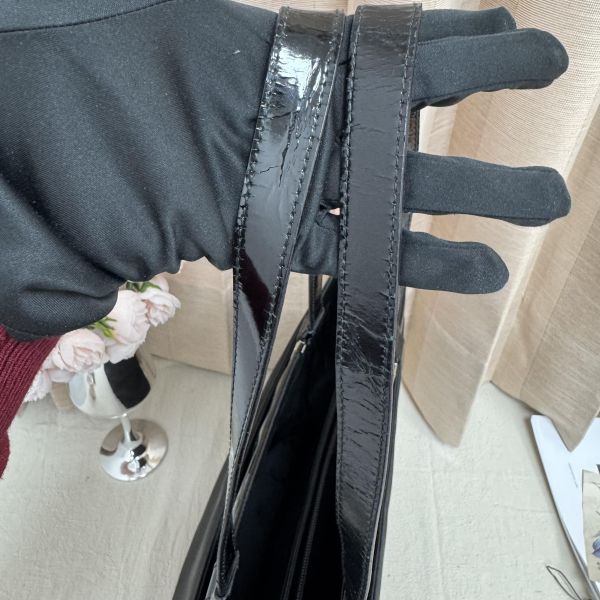 Gucci 黑色托特包 