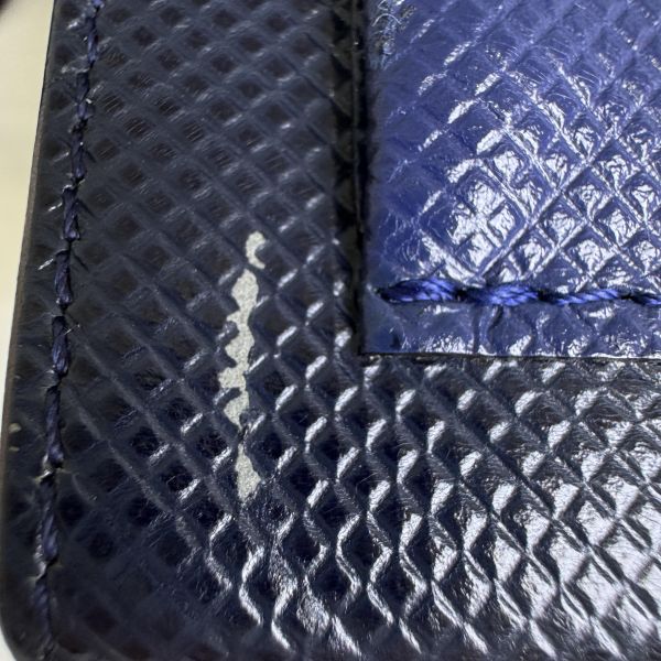 Bottega Veneta 藍黑雙色復古手提包 