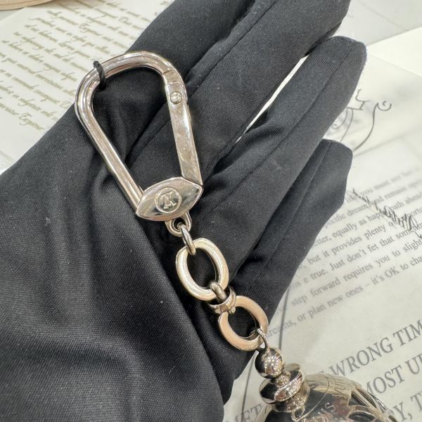 Louis Vuitton 黑色貓眼 吊飾 