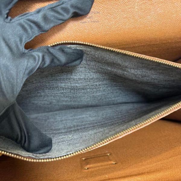 Louis Vuitton 絕版硬殼醫生包 