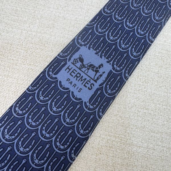 HERMES 藍 馬蹄圖案 領帶 領結 絲綢（中古） 
