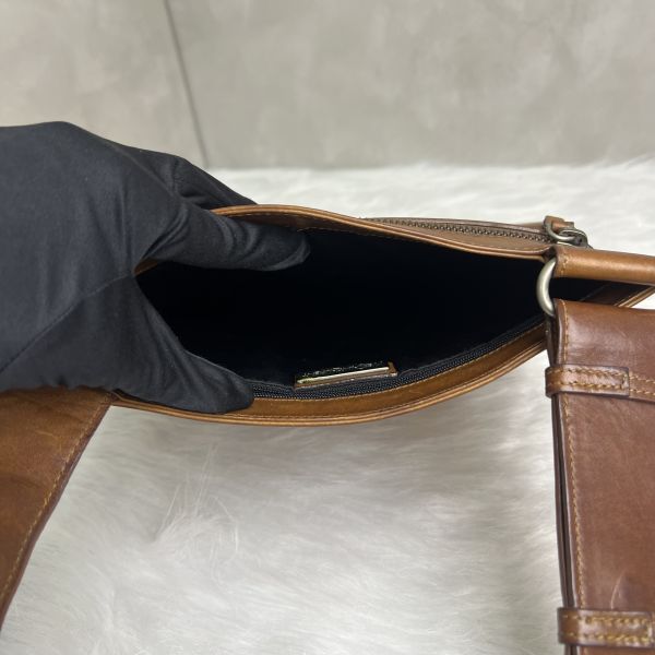 YsL 棕色皮革 斜背包 