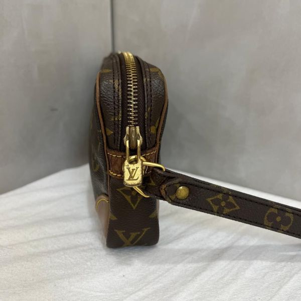 Louis Vuitton 橫版相機手拿包 